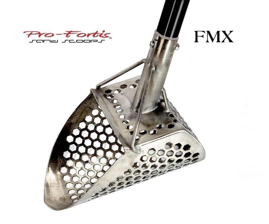 Pro-Fortis FMX Sand Scoop with Black Fiberglass Handle